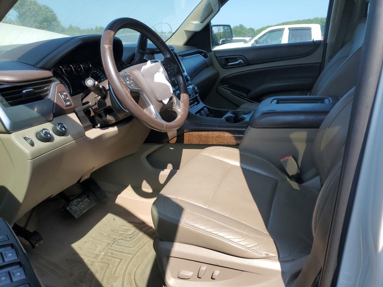 2016 Chevrolet Suburban K1500 Lt VIN: 1GNSKHKC3GR180483 Lot: 60593964