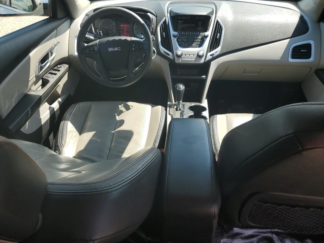 2GKALMEK8H6283087 2017 GMC Terrain Sle