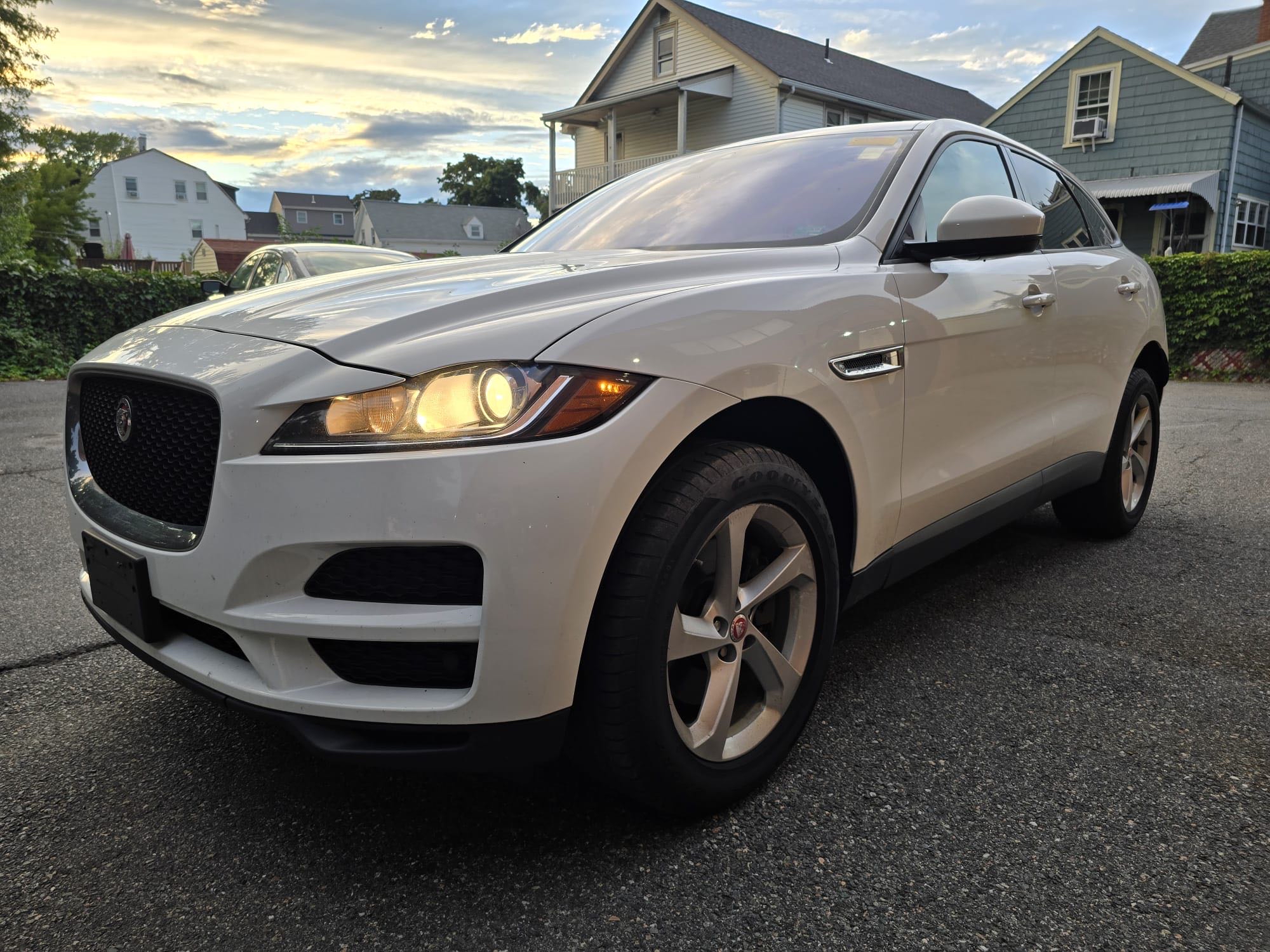 2018 Jaguar F-Pace Premium vin: SADCJ2GX6JA238427