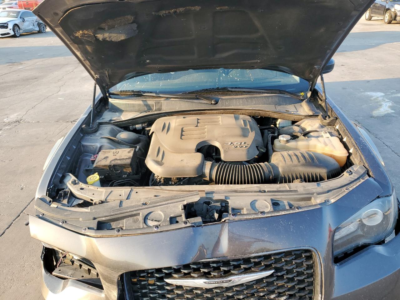 2018 Chrysler 300 Touring VIN: 2C3CCAAG9JH164998 Lot: 65839184