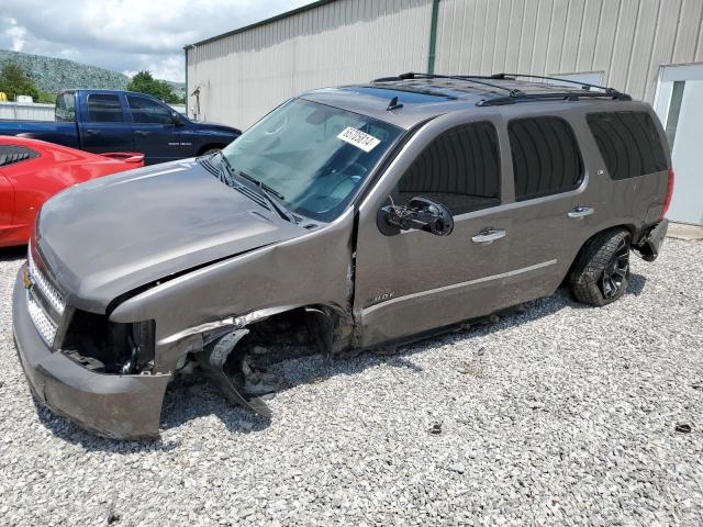 Parquets CHEVROLET TAHOE 2012 tan