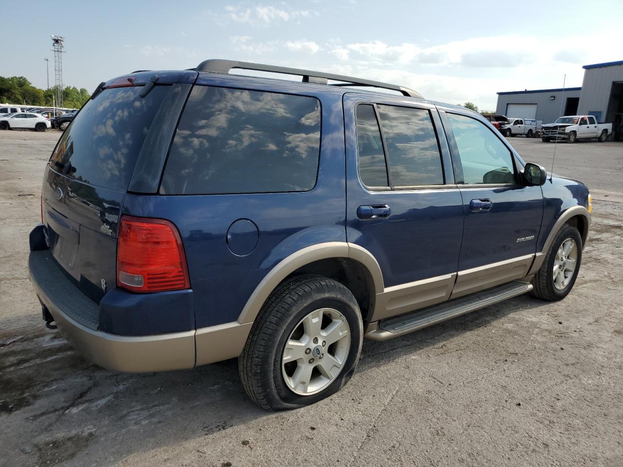 2004 Ford Explorer Eddie Bauer VIN: 1FMZU74W84ZA04975 Lot: 65961504