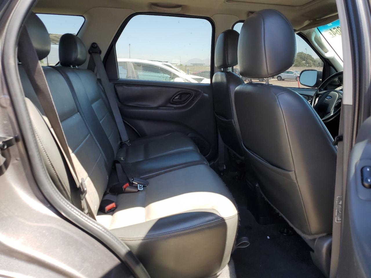 2003 Ford Escape Xlt VIN: 1FMYU03173KB86927 Lot: 68702864