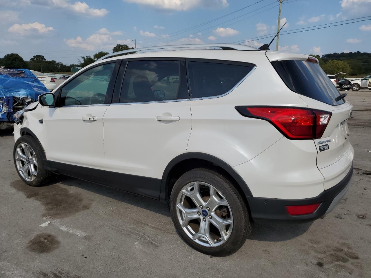 1FMCU9J92KUA11513 2019 FORD ESCAPE - Image 2