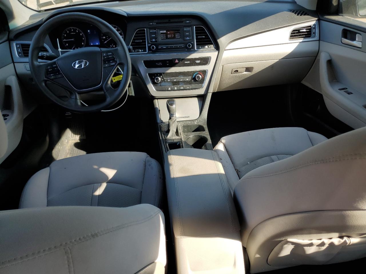 2017 Hyundai Sonata Se VIN: 5NPE24AF2HH593112 Lot: 69061224