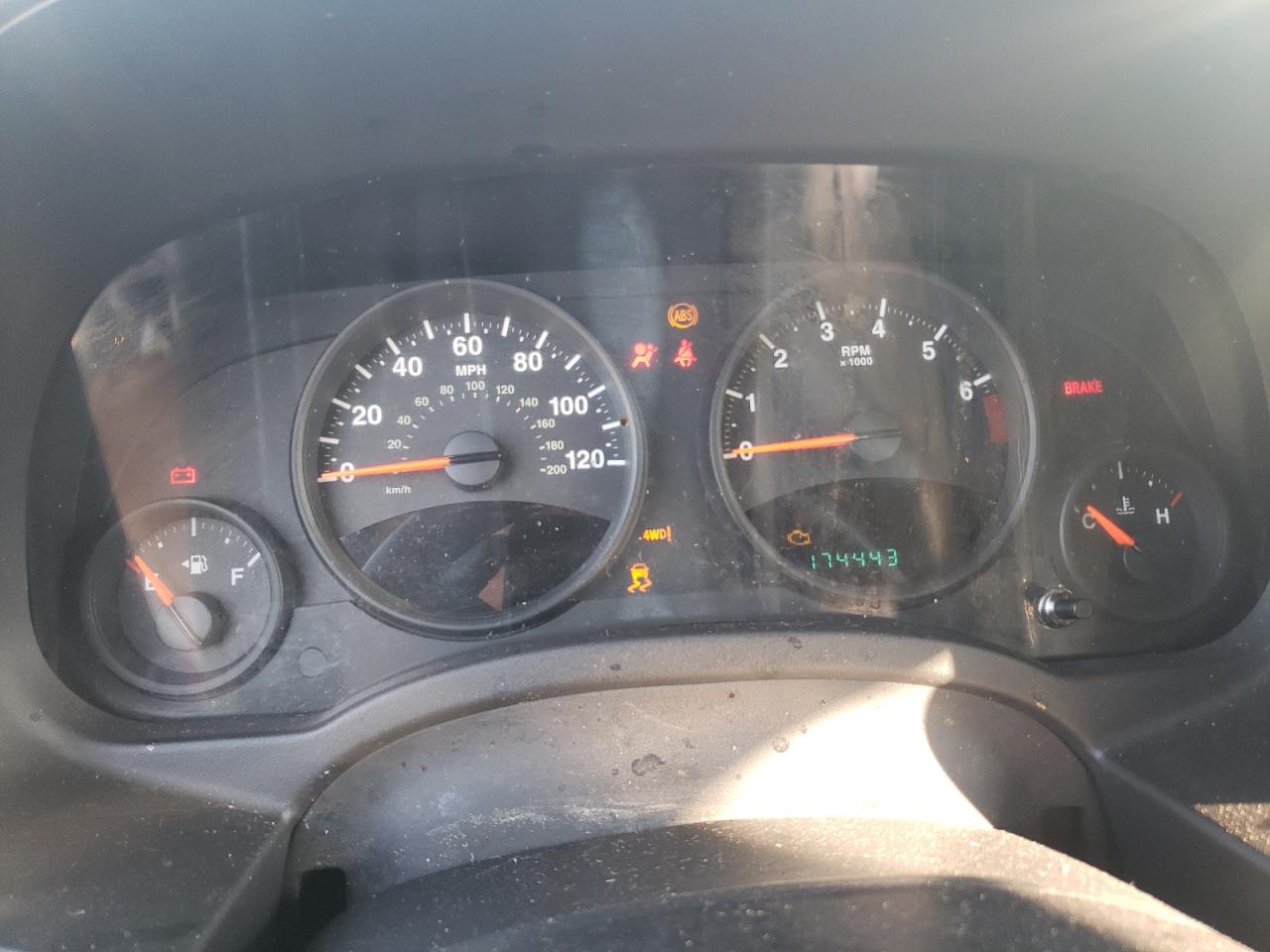 2011 Jeep Compass Sport VIN: 1J4NF1FBXBD218147 Lot: 65934784