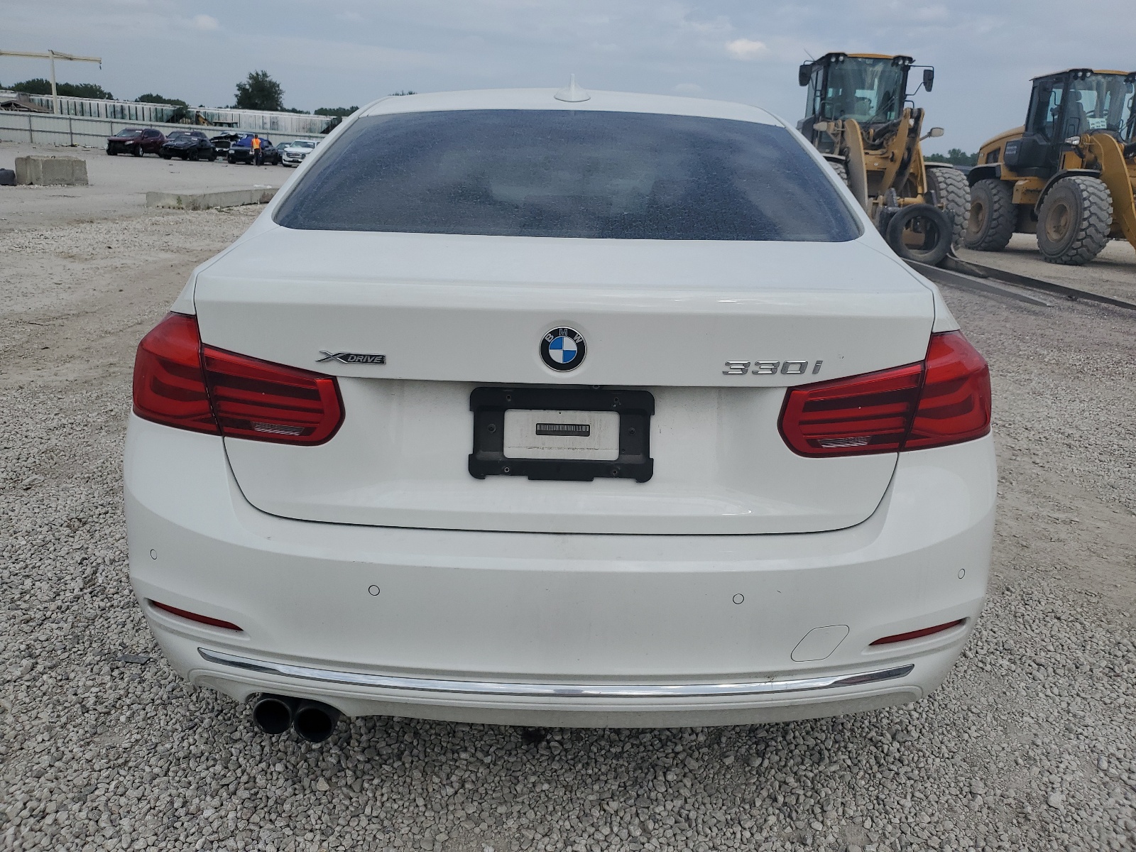 WBA8D9G34HNU64593 2017 BMW 330 Xi