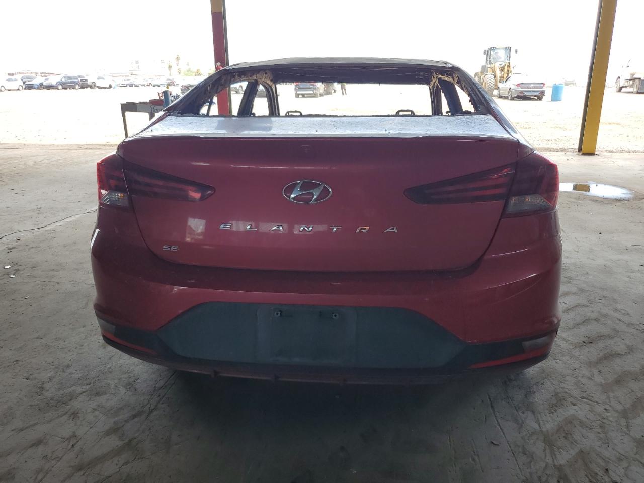 2019 Hyundai Elantra Se VIN: 5NPD74LFXKH492546 Lot: 65640404