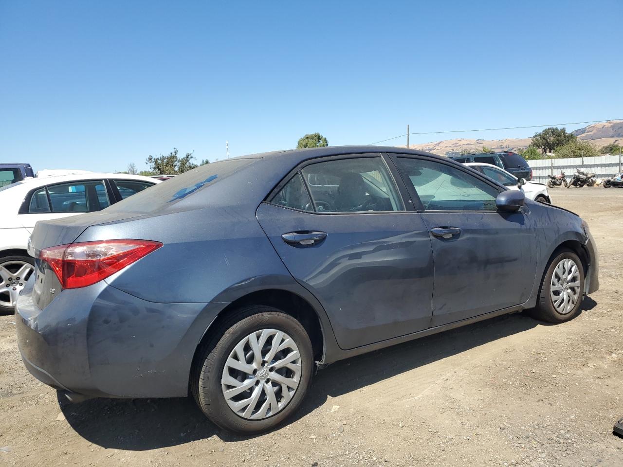 2018 Toyota Corolla - Image 3