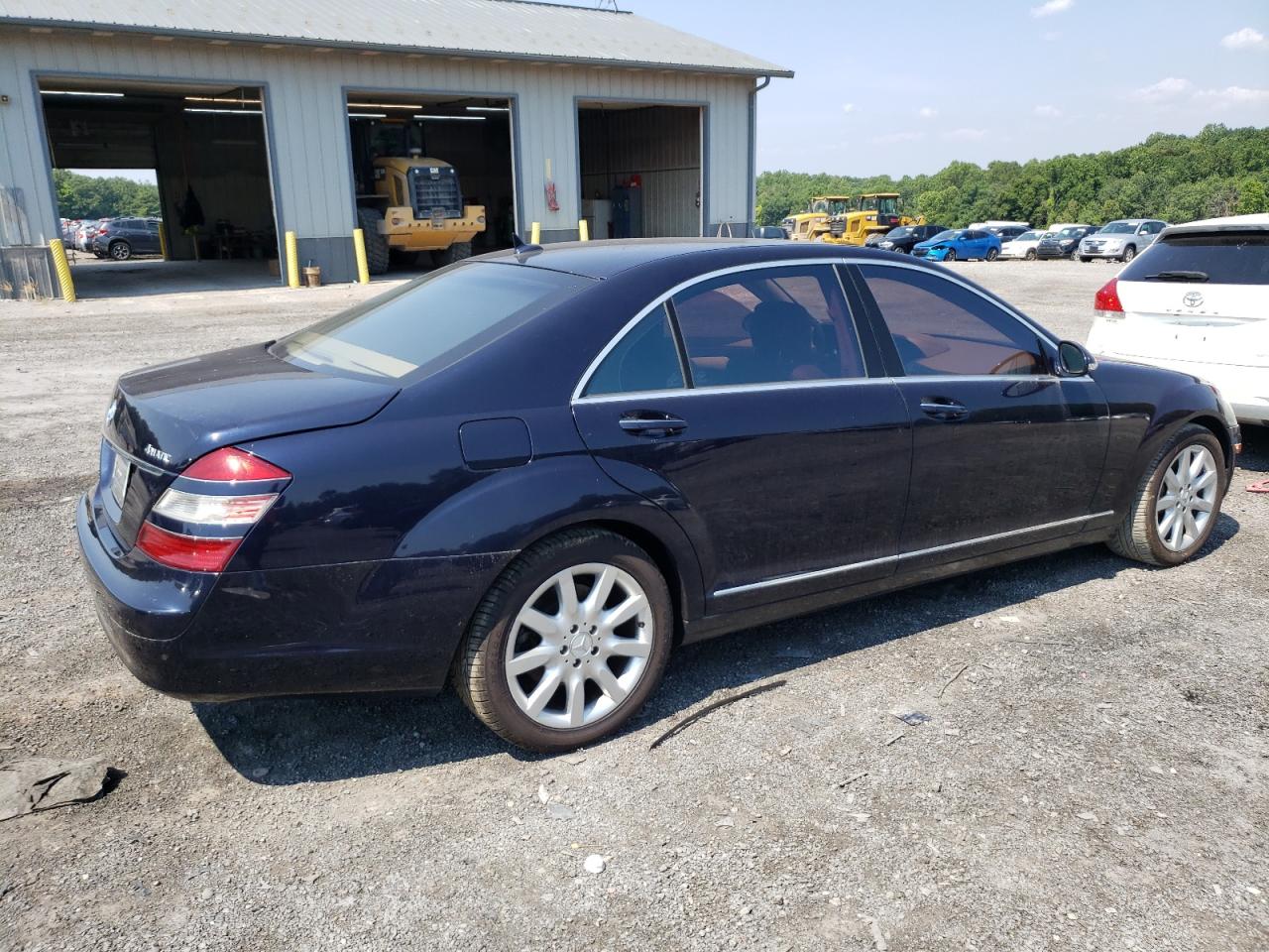 2007 Mercedes-Benz S 550 4Matic VIN: WDDNG86X57A105986 Lot: 66026864