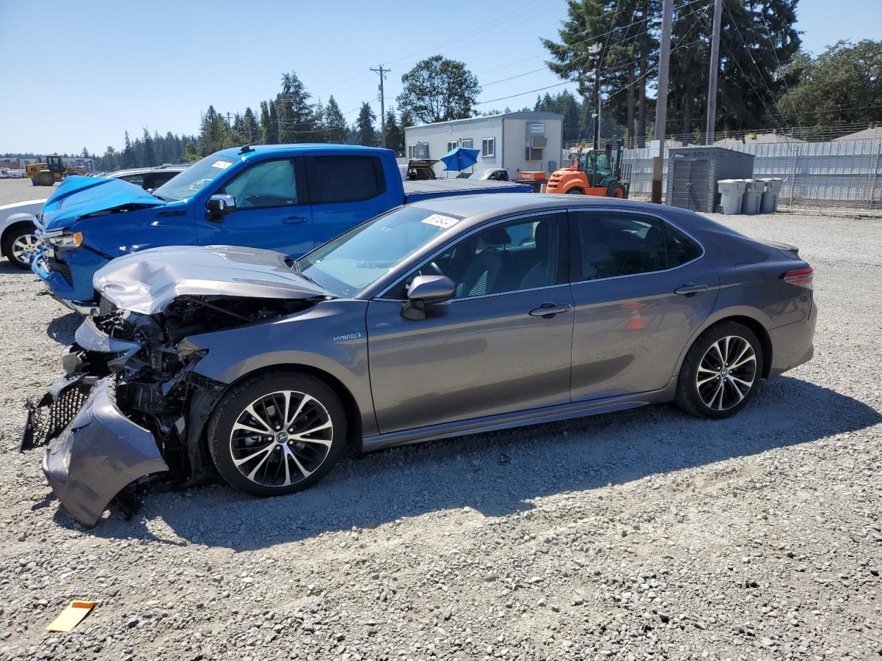 4T1B21HK1JU006667 2018 TOYOTA CAMRY - Image 1