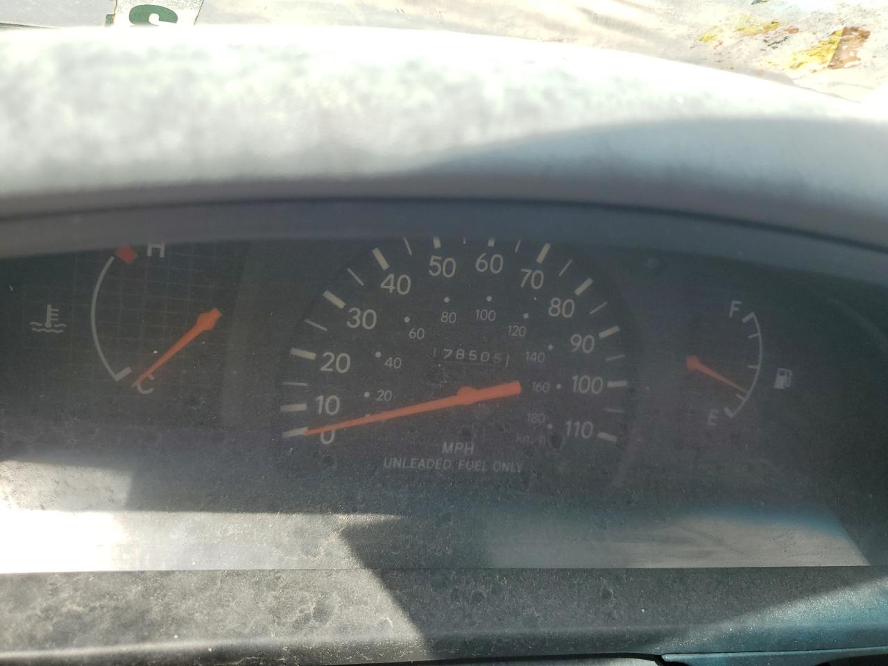 1995 Toyota Tacoma Xtracab VIN: 4TAUN53B6SZ001743 Lot: 65963294