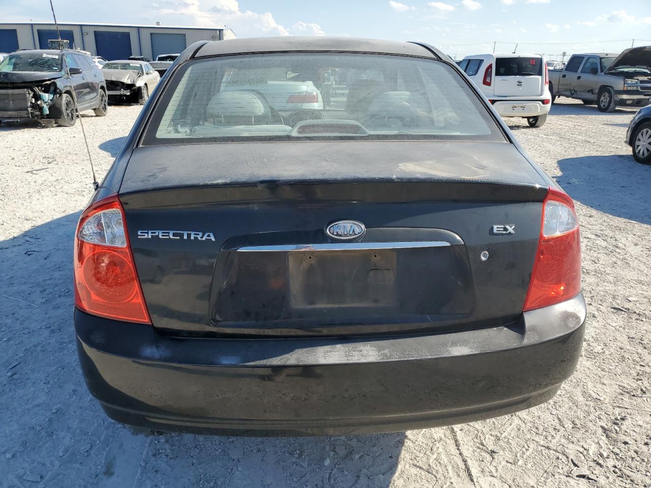 KNAFE121965264656 2006 Kia Spectra Lx