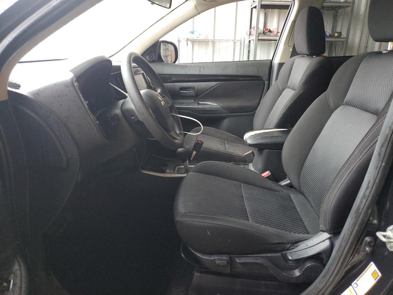 2020 Mitsubishi Outlander Es VIN: JA4AD2A33LZ040144 Lot: 66144494