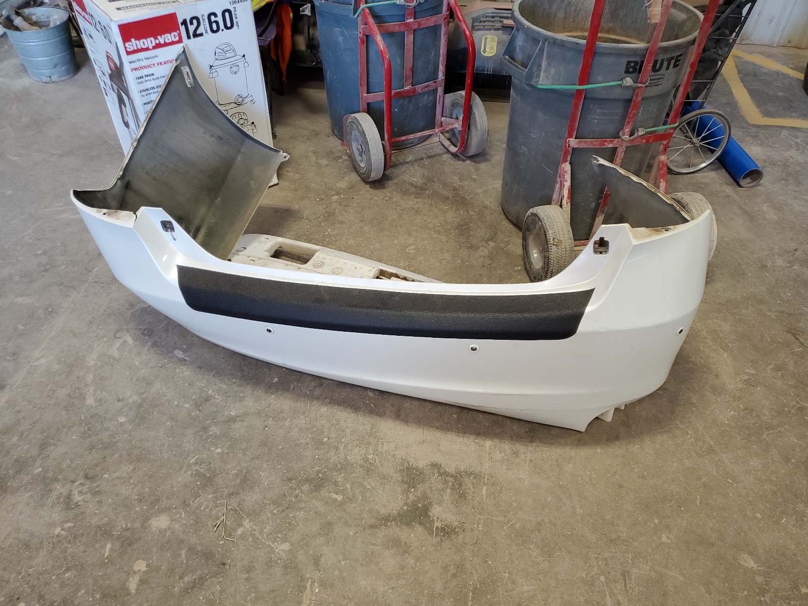 JTHBK1EG6B2424478 2011 Lexus Es 350