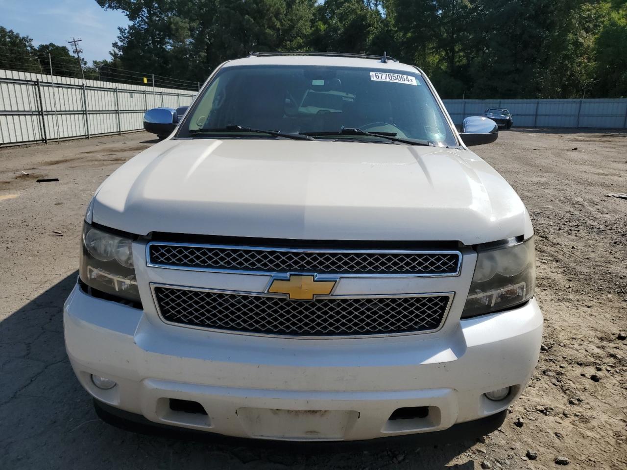 1GNSKKE39BR355613 2011 Chevrolet Suburban K1500 Ltz