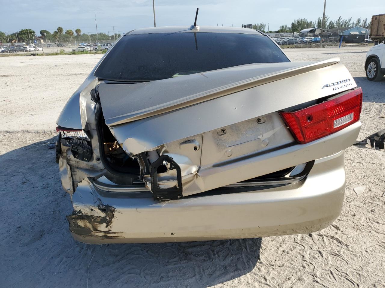 2005 Honda Accord Hybrid VIN: JHMCN364X5C002062 Lot: 67725404