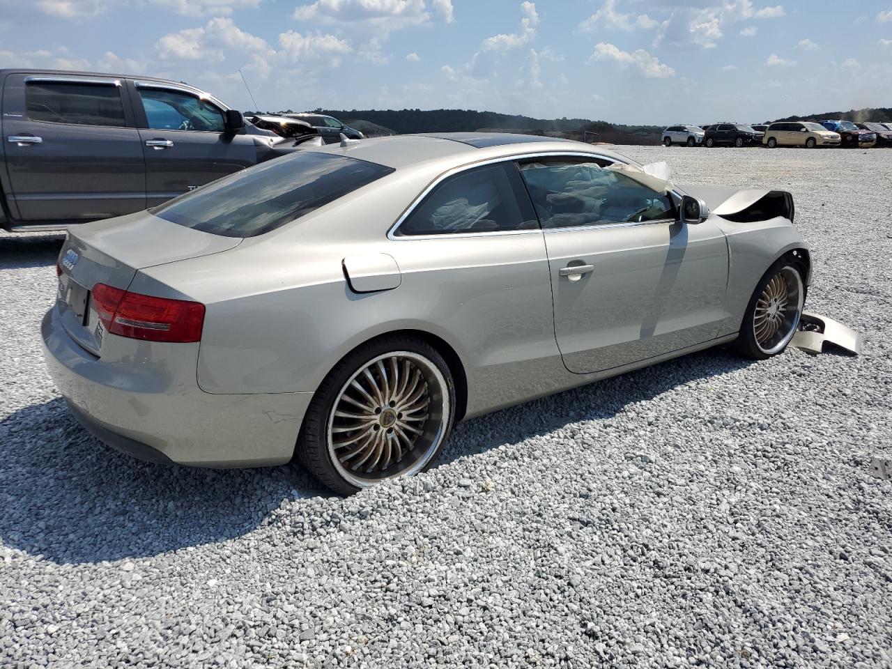 2010 Audi A5 Premium Plus VIN: WAULFAFR2AA038927 Lot: 69512444