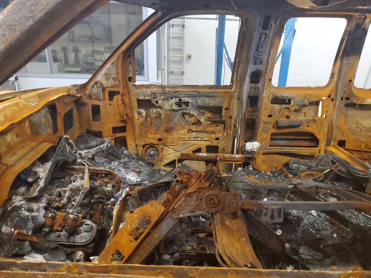 2003 Chevrolet Express G1500 VIN: 1GBFG15T031233183 Lot: 43046384