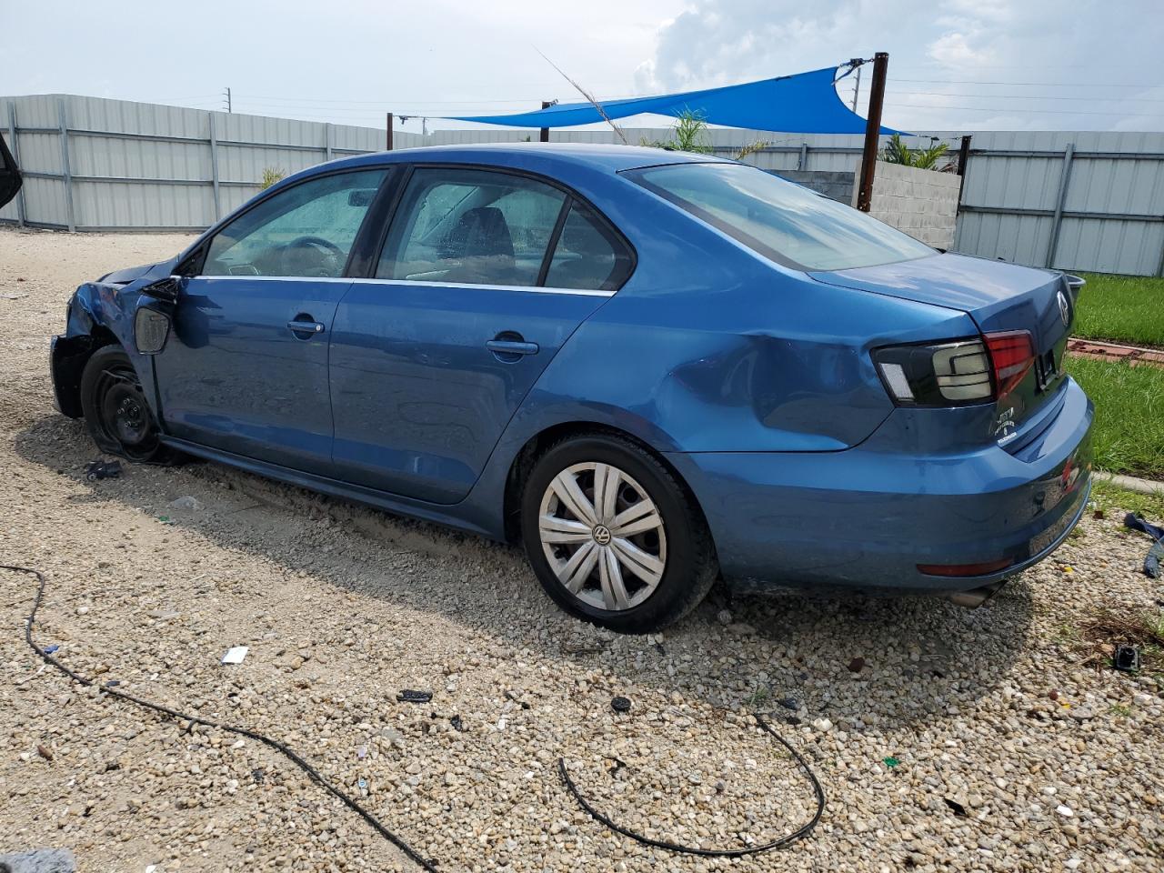 2017 Volkswagen Jetta - Image 2