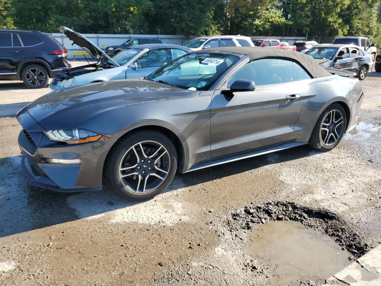 1FATP8UH1J5157134 2018 FORD MUSTANG - Image 1