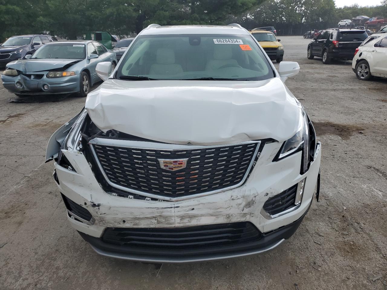 1GYKNCRS8NZ138673 2022 Cadillac Xt5 Premium Luxury