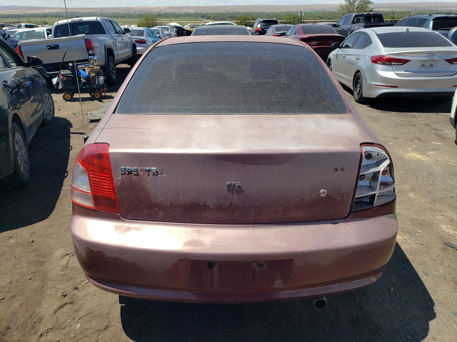 KNAFB161225088417 2002 Kia Spectra Gs