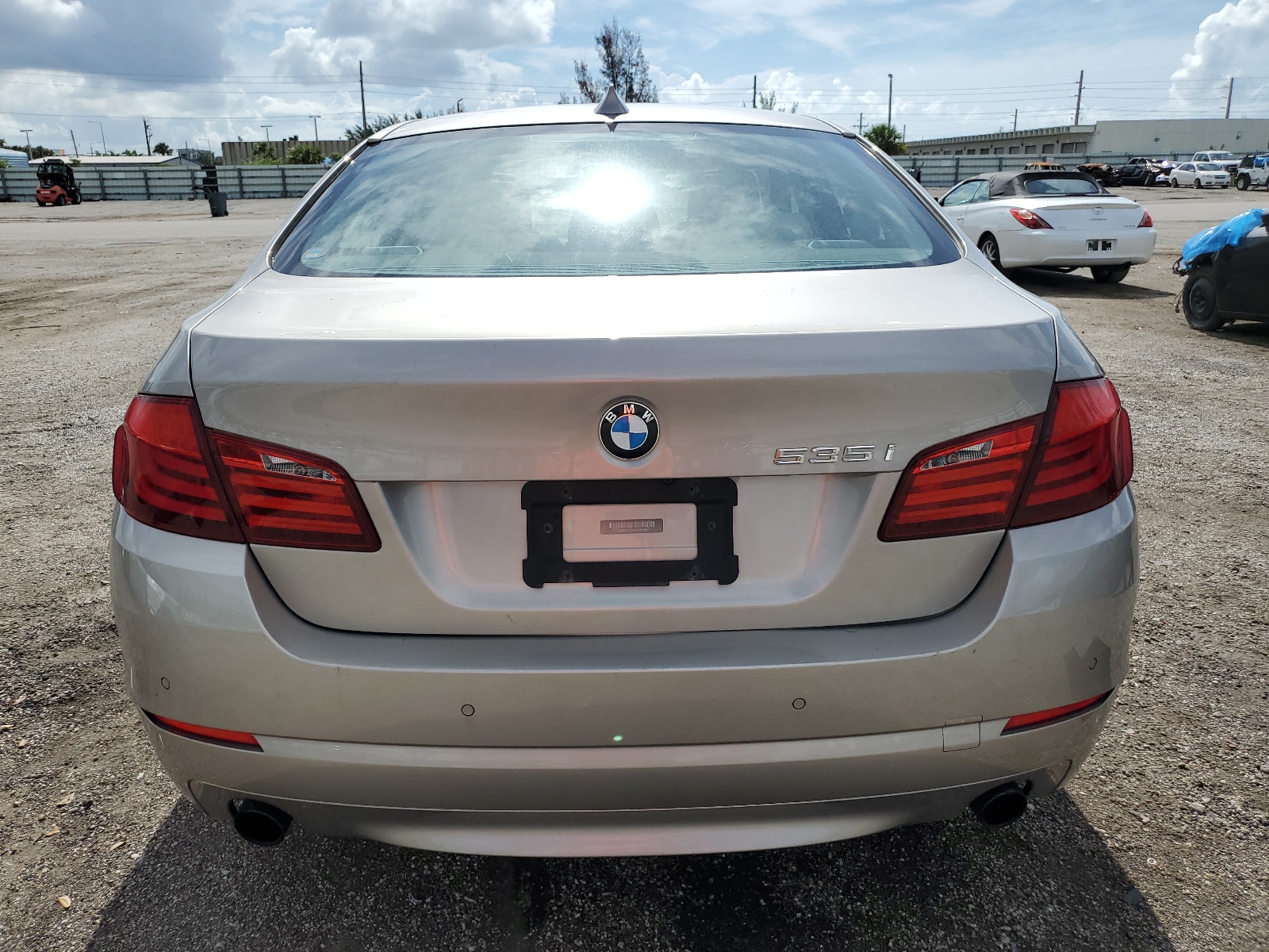 WBAFU7C5XCDU60386 2012 BMW 535 Xi