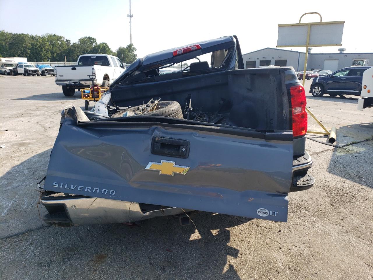 1GCVKREC6GZ158355 2016 Chevrolet Silverado K1500 Lt