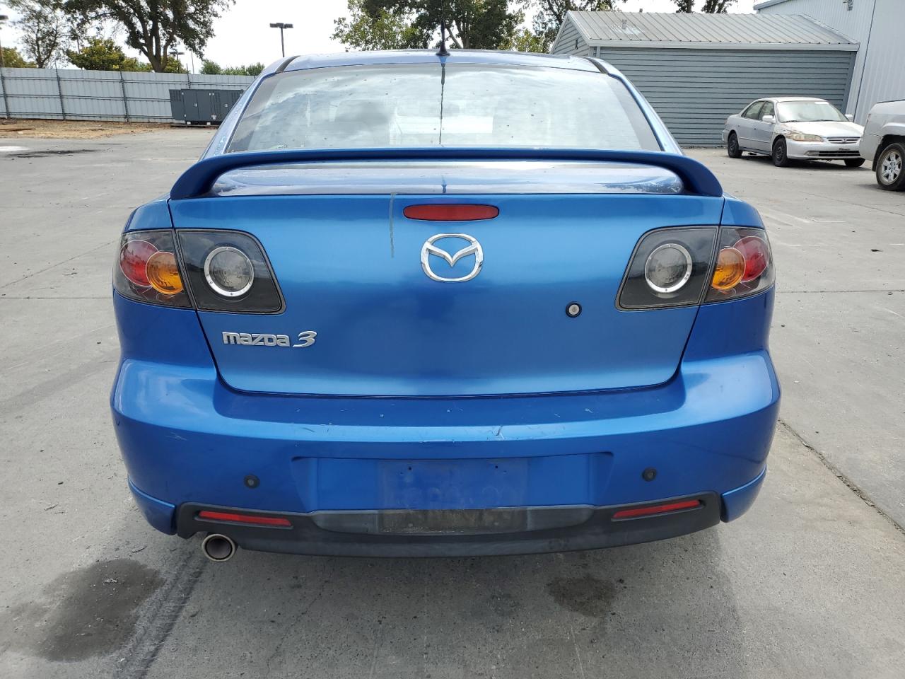 2005 Mazda 3 S VIN: JM1BK123X51313705 Lot: 68927984