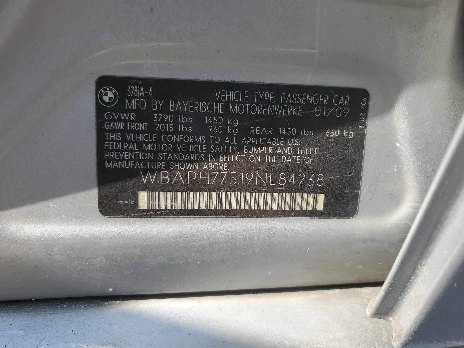 WBAPH77519NL84238 2009 BMW 328 I