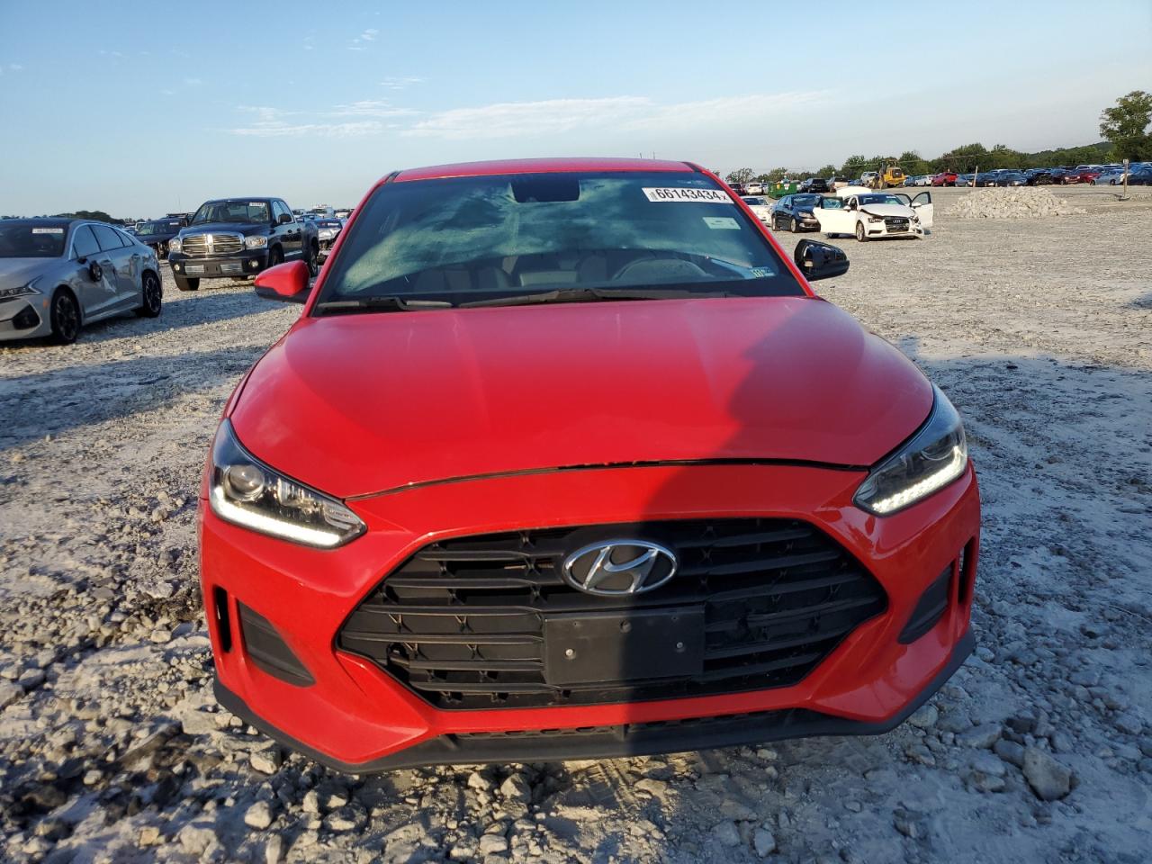 2019 Hyundai Veloster Base VIN: KMHTG6AF3KU016750 Lot: 66143434