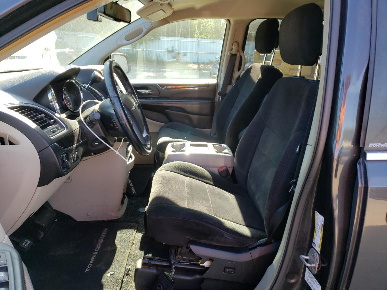 2011 Chrysler Town & Country Touring VIN: 2A4RR5DG6BR775231 Lot: 67086834