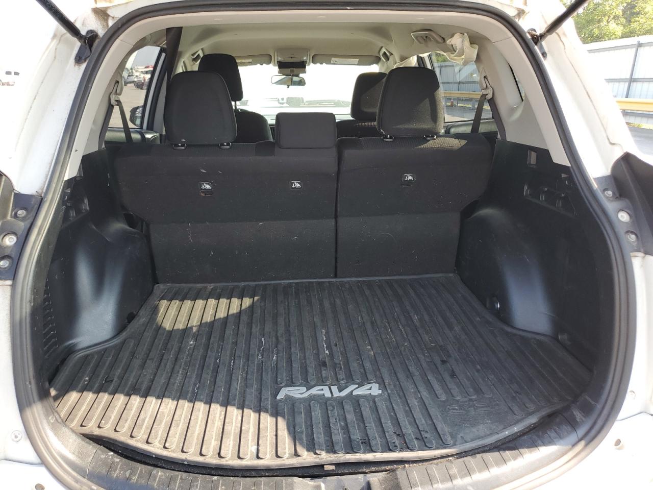 2017 Toyota Rav4 Le VIN: JTMZFREV9HJ706534 Lot: 66085854