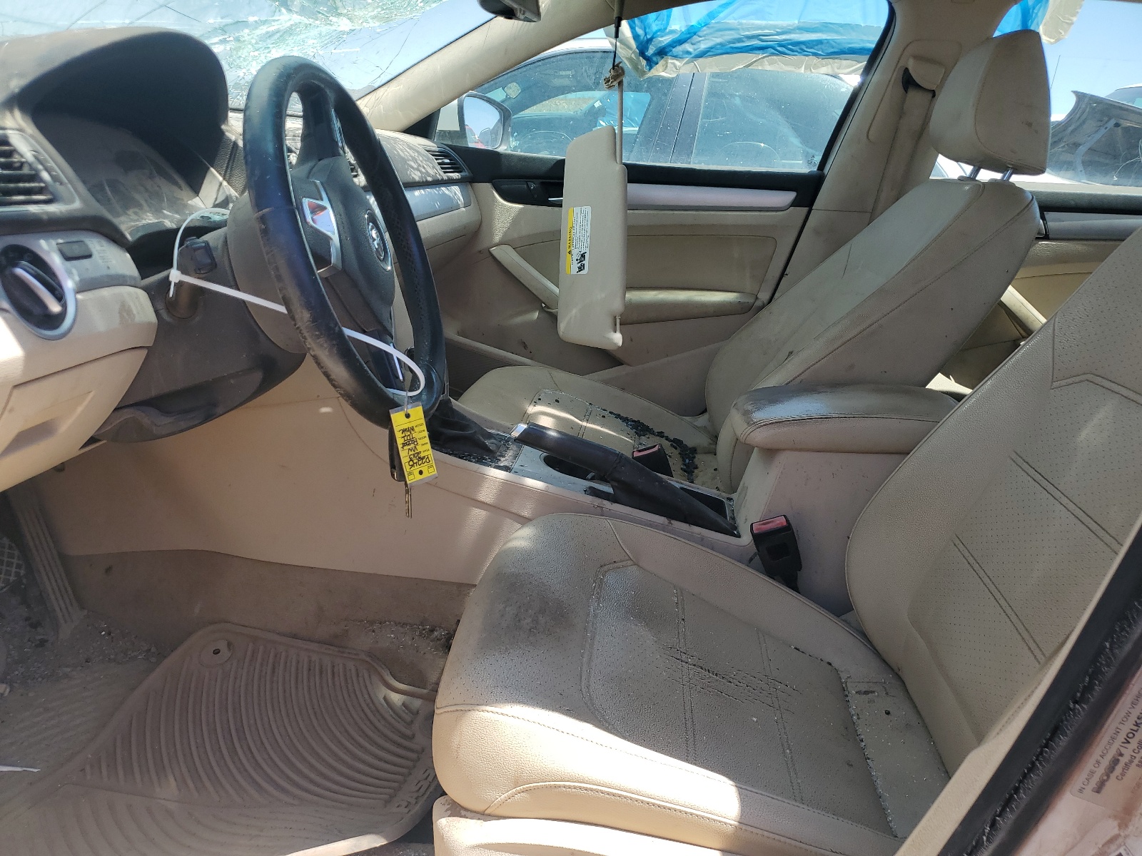 1VWBN7A30DC142975 2013 Volkswagen Passat Se