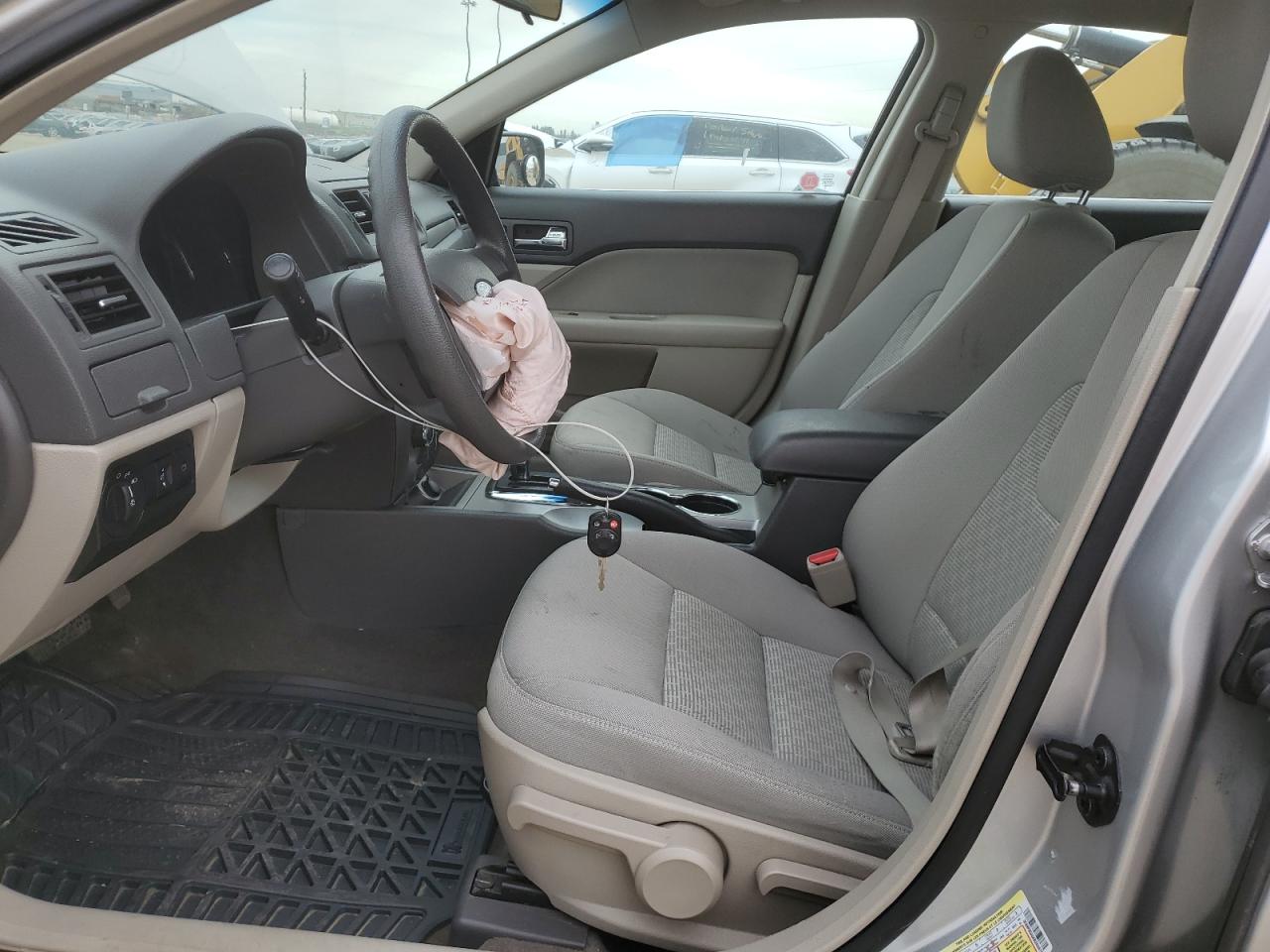 2010 Ford Fusion S VIN: 3FAHP0GA0AR263870 Lot: 69216024