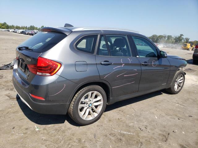  BMW X1 2015 Серый