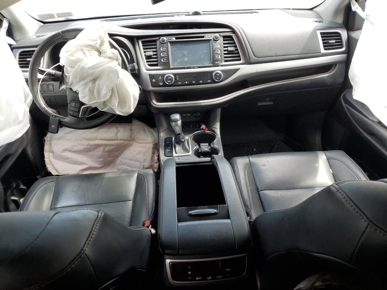 2019 Toyota Highlander Se VIN: 5TDJZRFH2KS579715 Lot: 68159204