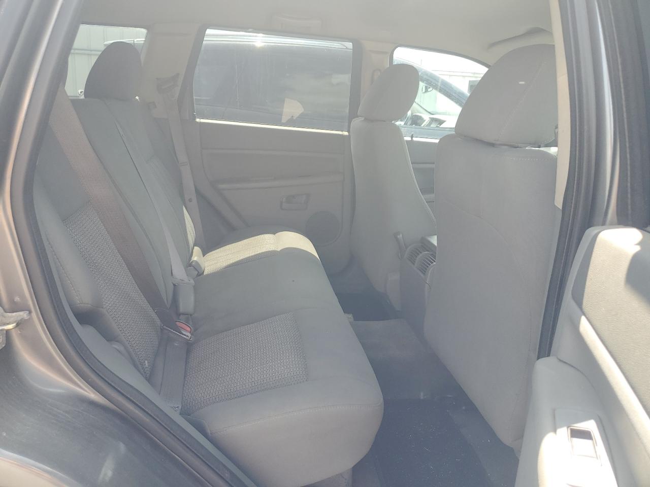 2007 Jeep Grand Cherokee Laredo VIN: 1J8GR48K77C564991 Lot: 67365194