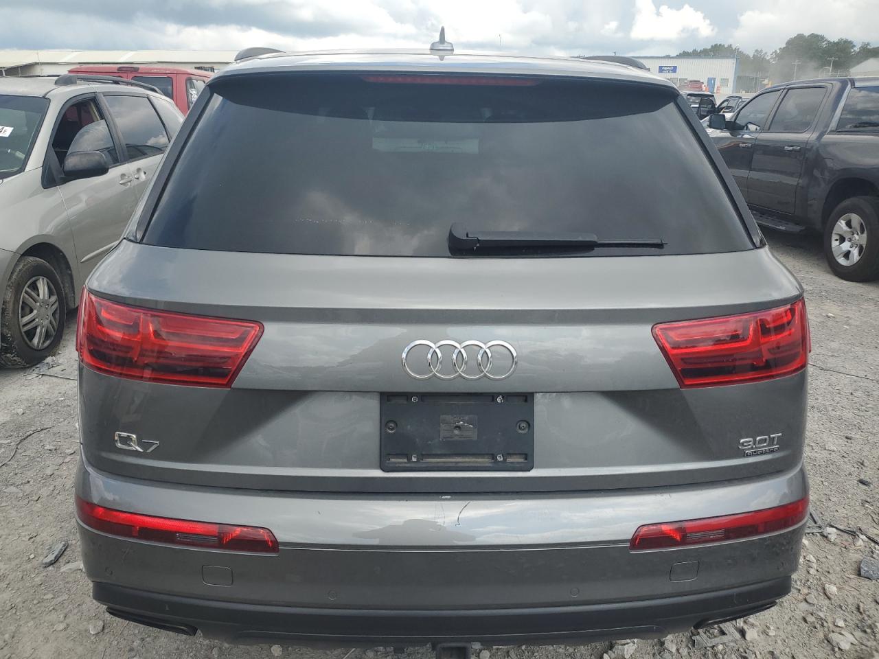 WA1VABF73HD053986 2017 Audi Q7 Prestige