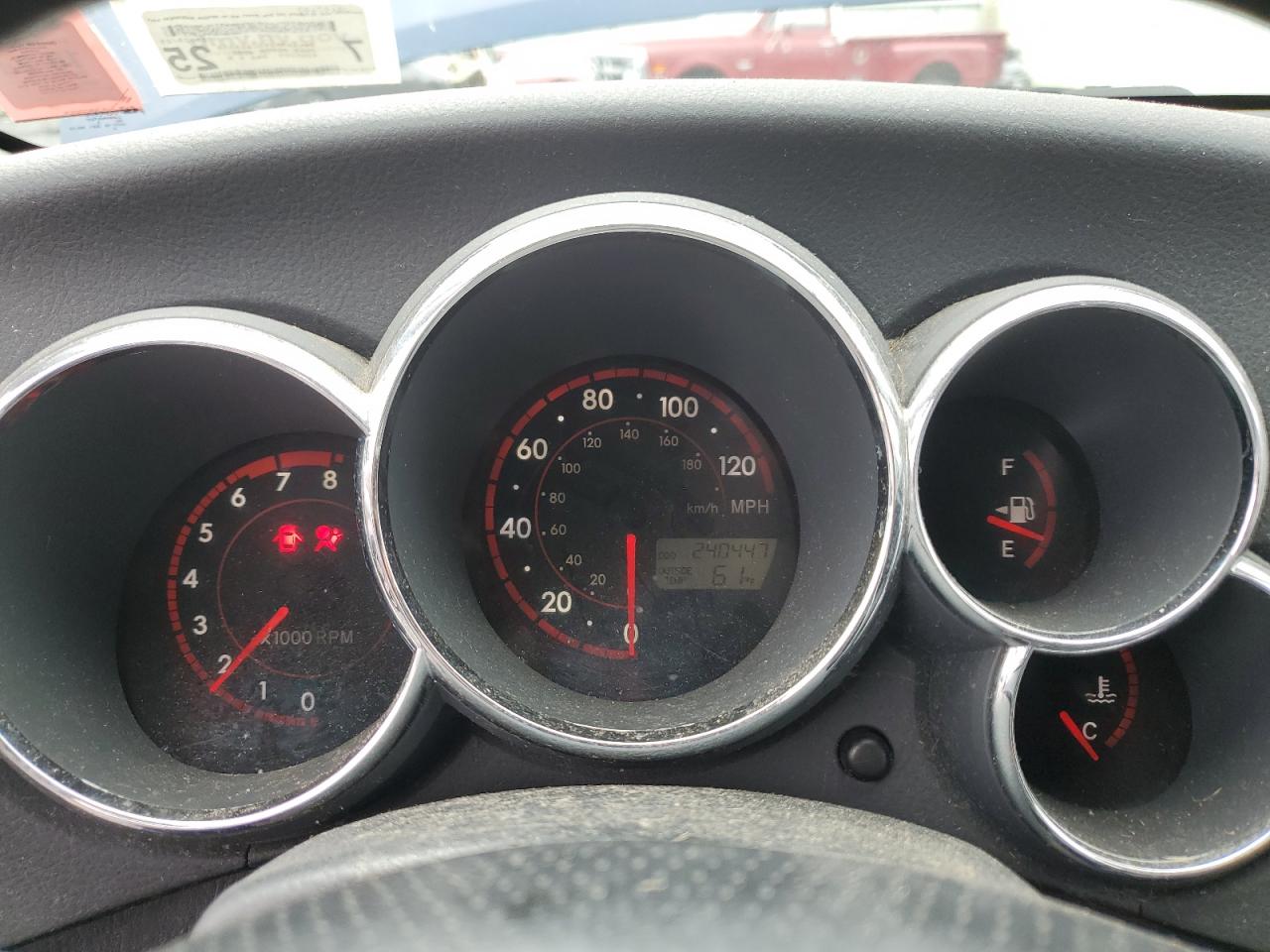 2005 Toyota Corolla Matrix Xr VIN: 2T1KR32E65C469339 Lot: 67483384