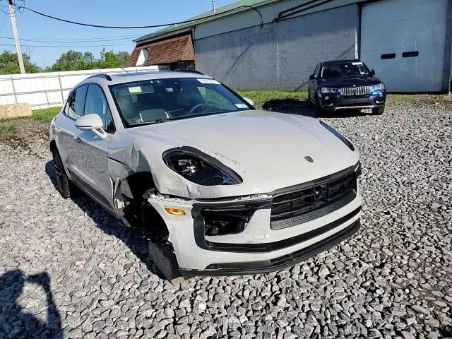 2024 Porsche Macan Base VIN: WP1AA2A51RLB02537 Lot: 66415624