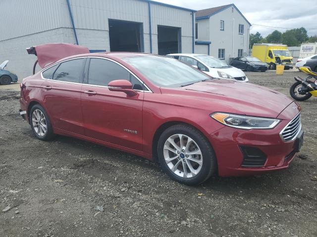  FORD FUSION 2019 Красный