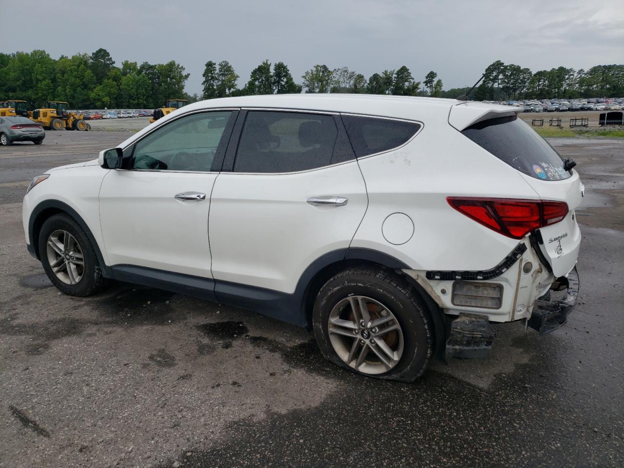 VIN 5XYZT3LB6JG573025 2018 HYUNDAI SANTA FE no.2