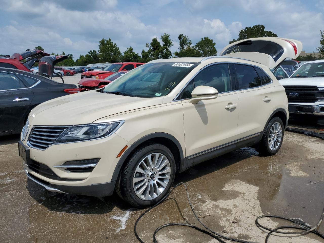 2018 Lincoln MKC - Image 1