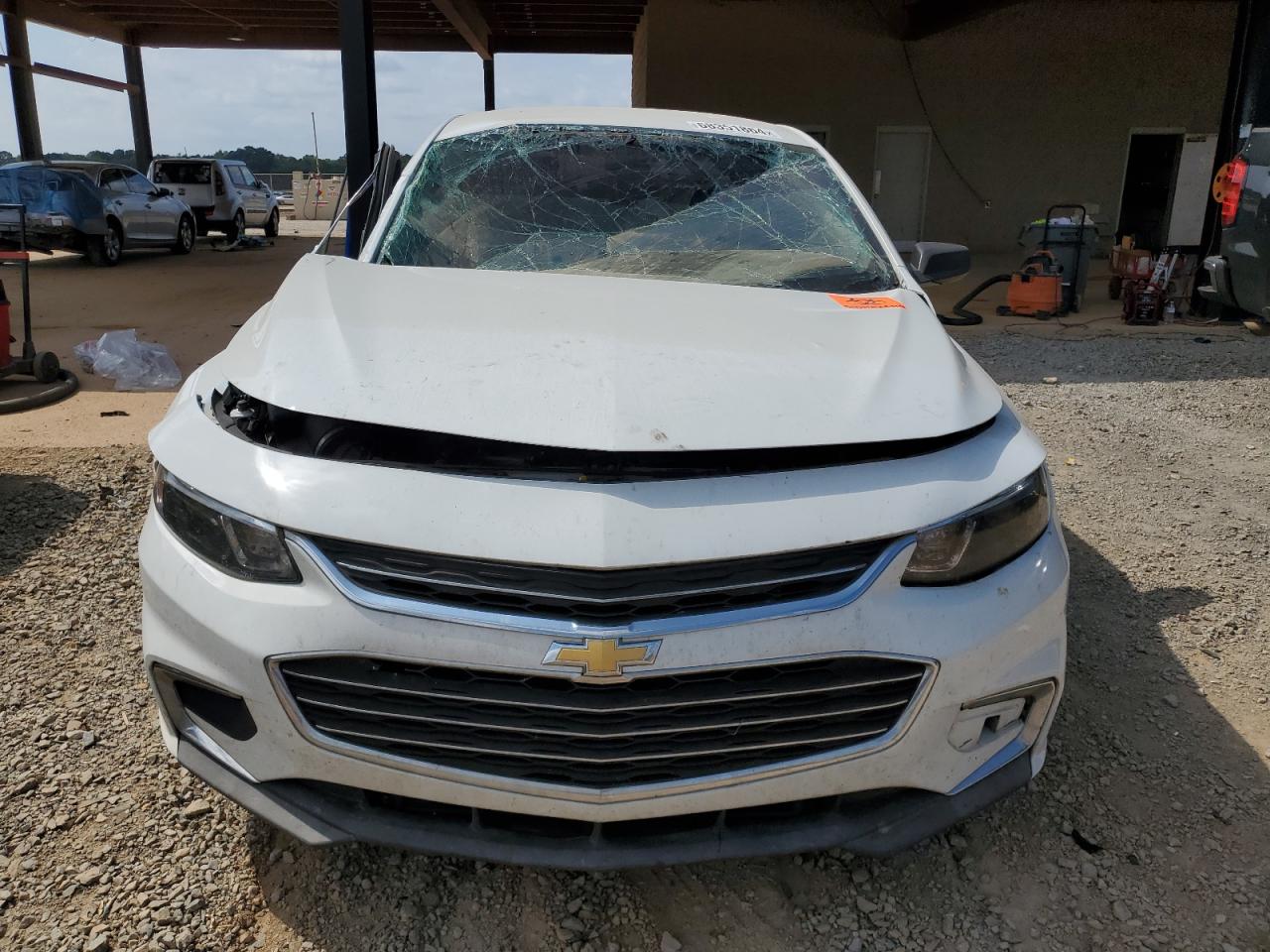 2018 Chevrolet Malibu - Image 5
