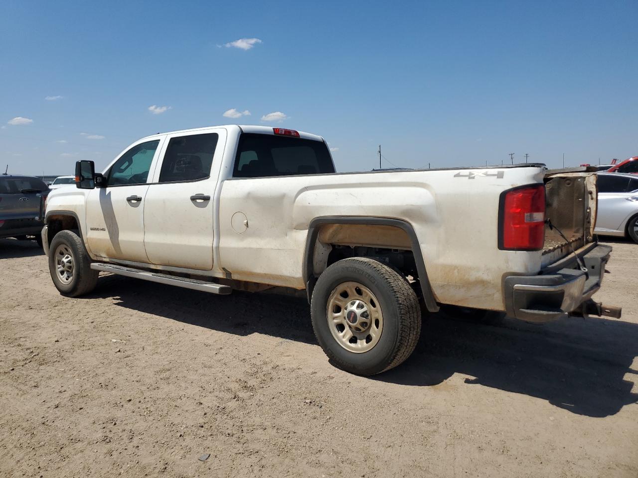 2015 GMC Sierra - Image 2