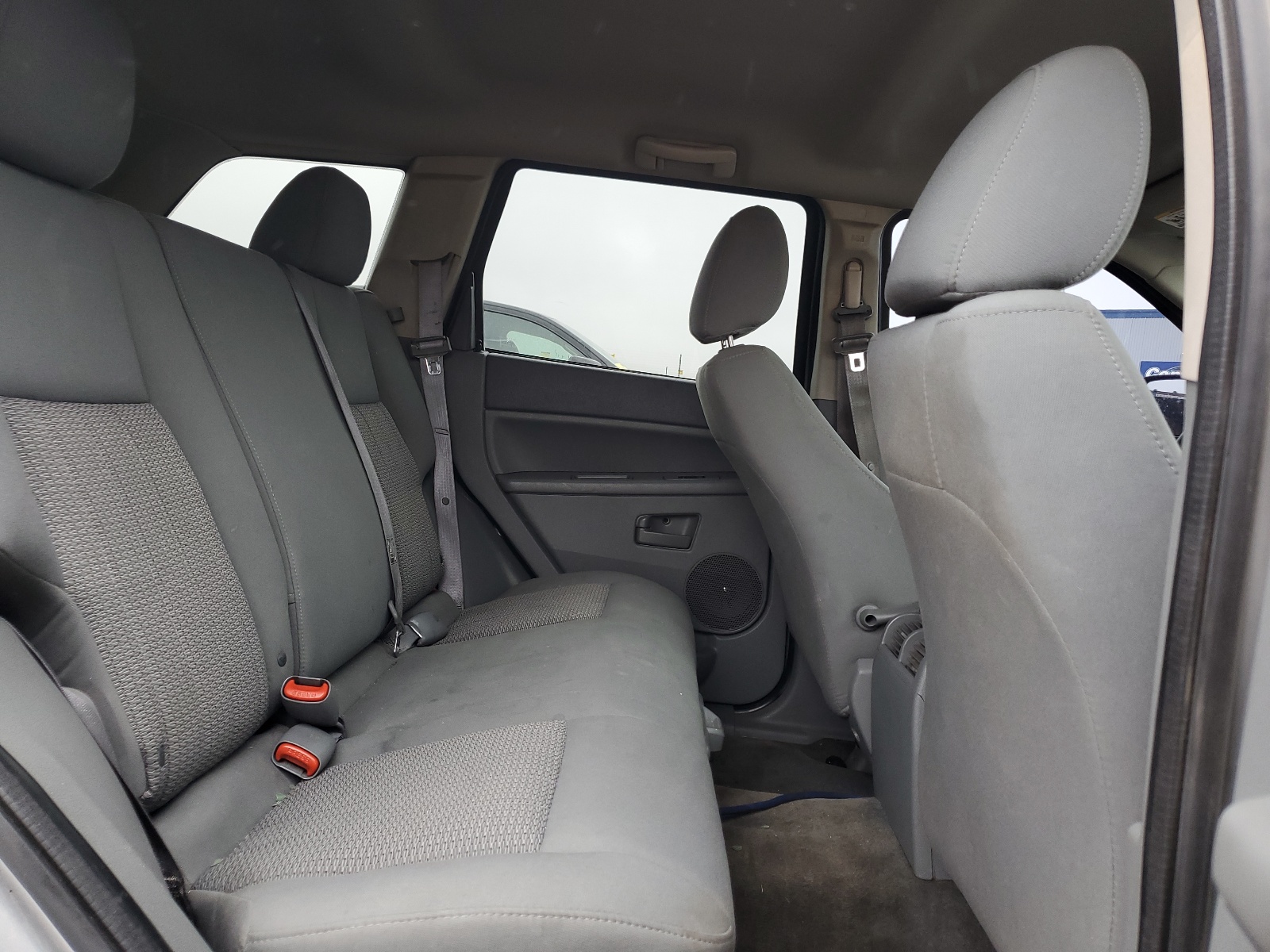 1J8HR48P27C700671 2007 Jeep Grand Cherokee Laredo