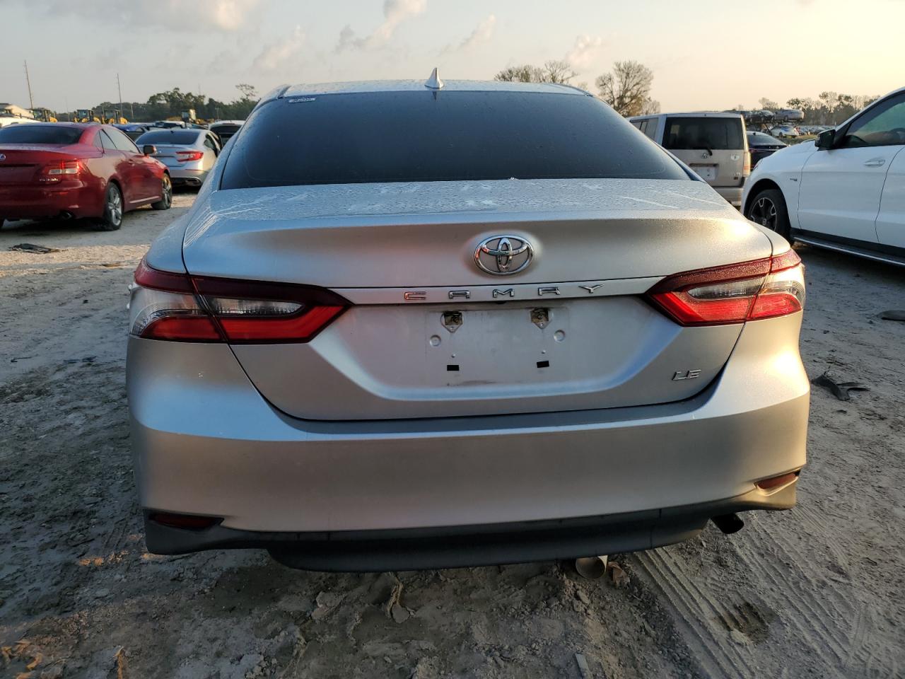 4T1C11AK7MU479172 Toyota Camry LE 6