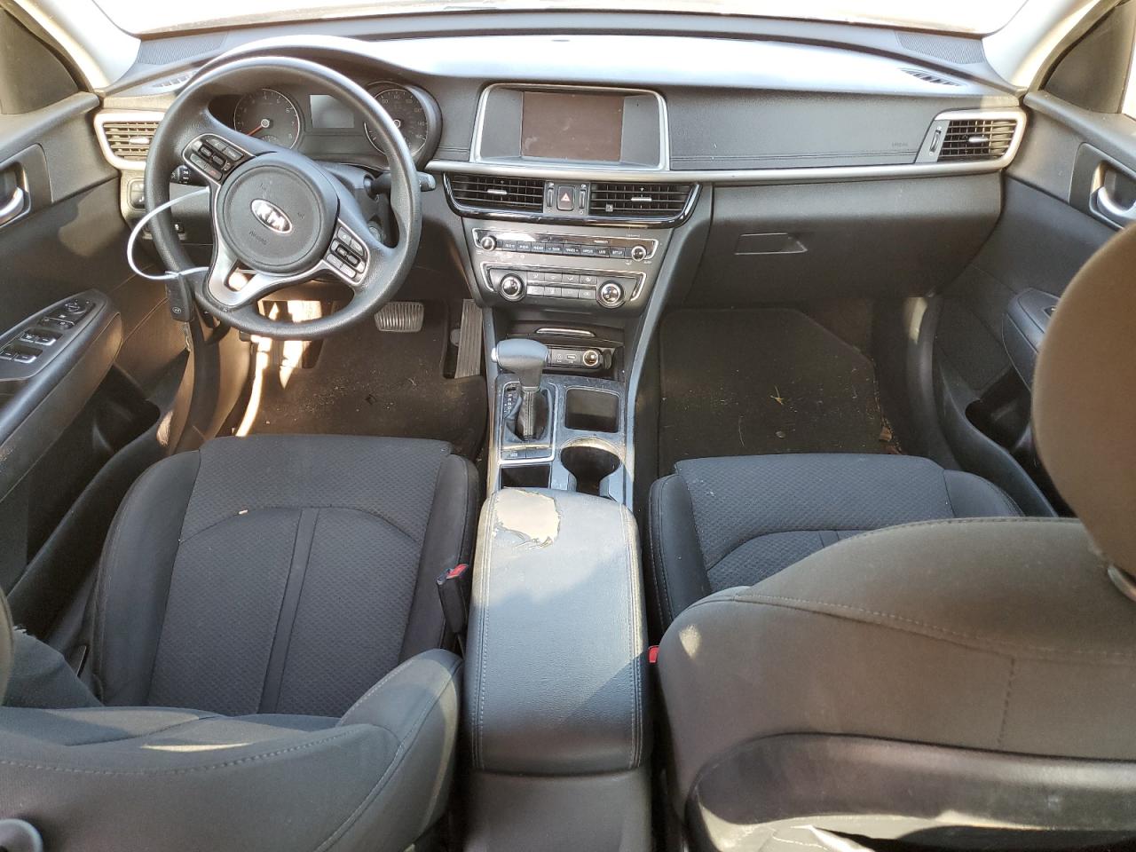 5XXGT4L38JG223034 2018 Kia Optima Lx